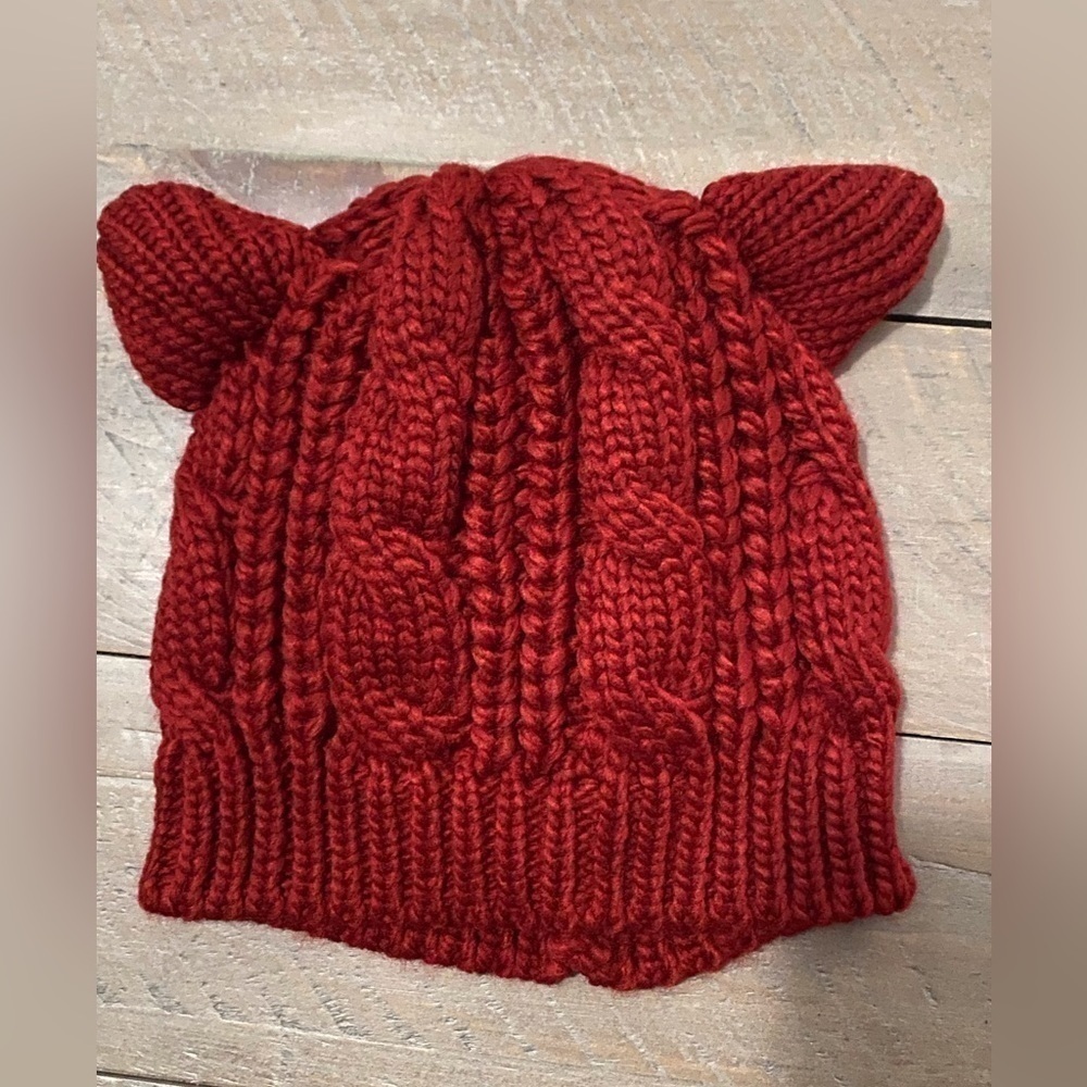 Cat Ears Hand Knit Cable Wool Beanie Hats l Kitty Ear women’s Red Hat - Picture 3 of 3
